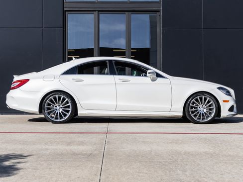 Used 2016 Mercedes-Benz CLS 400 image 16