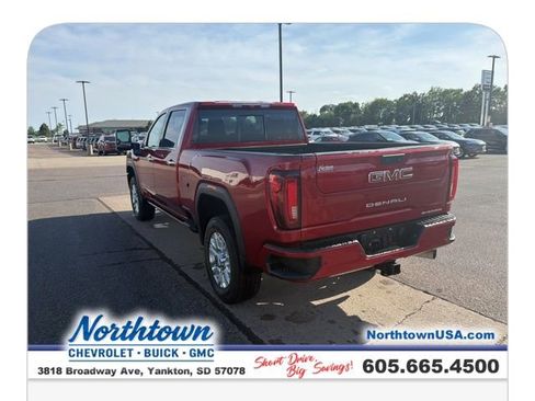 Used 2022 GMC Sierra 2500 Denali AWD/4WD image 12