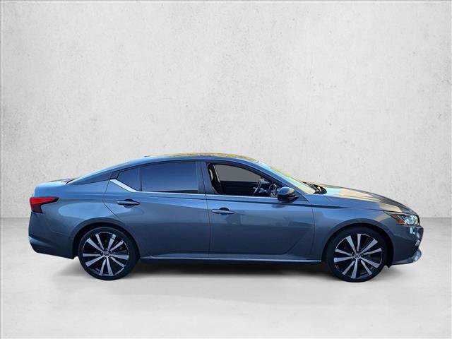Used 2019 Nissan Altima 2.5 SR FWD image 4