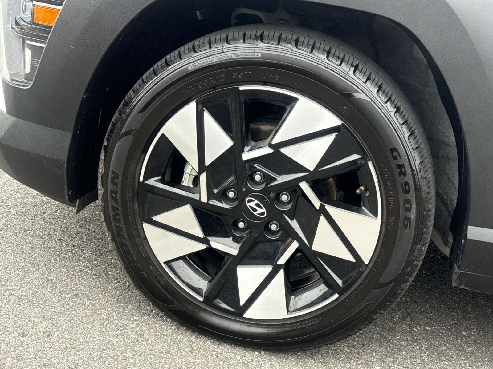 Certified 2025 Hyundai Kona SEL FWD image 12