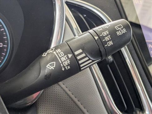 Used 2019 Chevrolet Equinox Premier image 7