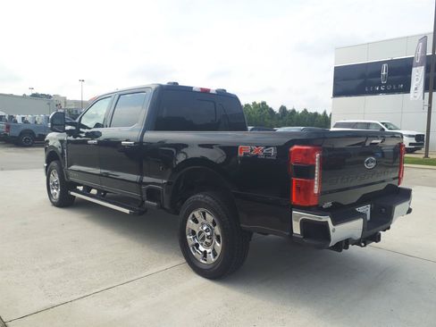 Used 2024 Ford F250 Lariat w/ Chrome Package AWD/4WD image 3