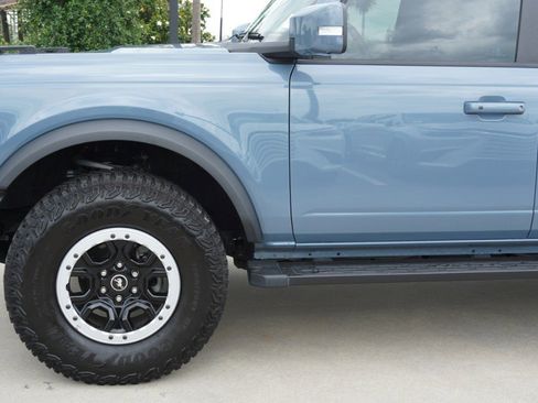 Used 2024 Ford Bronco Outer Banks w/ Sasquatch Package AWD/4WD image 10