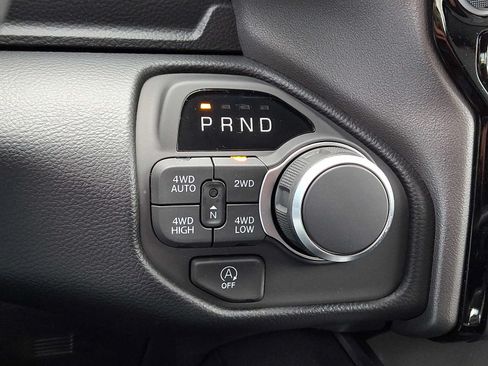 New 2026 RAM 1500 Big Horn AWD/4WD image 10