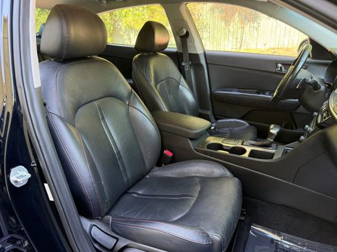 Used 2017 Kia Optima SX FWD image 26
