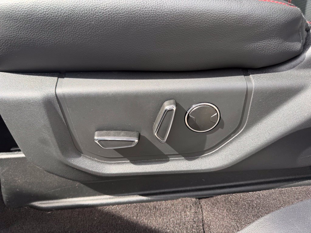 Used 2023 Ford Expedition Limited RWD image 17