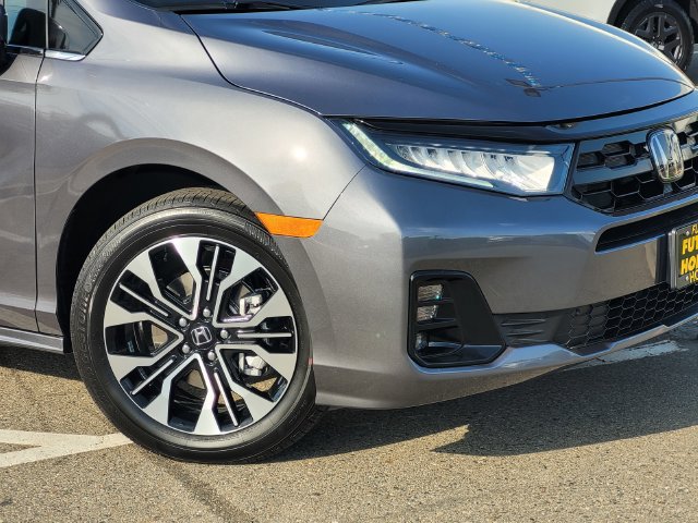 New 2026 Honda Odyssey Elite image 3