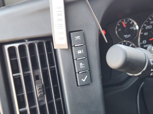 New 2025 Chevrolet Express 3500 w/ Power Convenience Package image 26