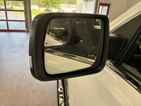Used 2020 RAM 1500 Limited AWD/4WD image 10