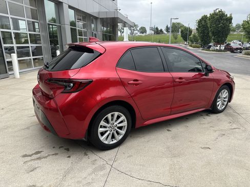 Used 2025 Toyota Corolla SE image 6