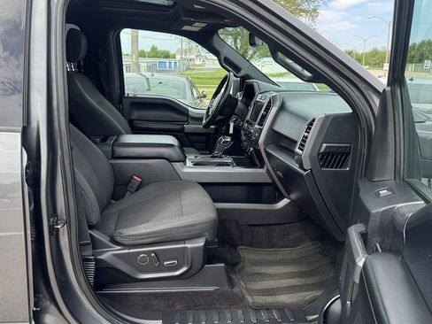 Used 2016 Ford F150 XLT w/ Equipment Group 302A Luxury AWD/4WD image 28