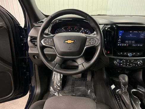 Certified 2023 Chevrolet Traverse LT w/ Rear Camera Mirror Package AWD/4WD image 26