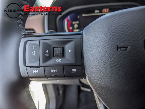 New 2026 Nissan Rogue Platinum AWD/4WD image 16