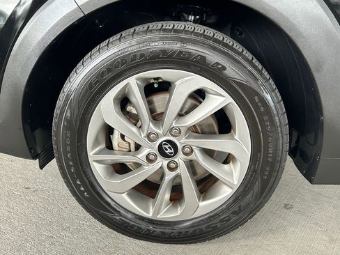 Used 2017 Hyundai Tucson SE image 23