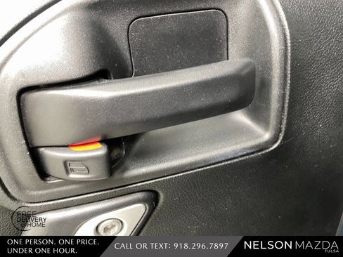 Used 2017 Jeep Wrangler Unlimited Sahara w/ Quick Order Package 24E Chief image 29