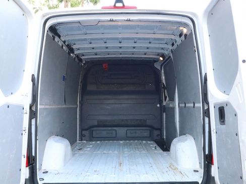 Used 2023 Mercedes-Benz Sprinter 1500 image 5