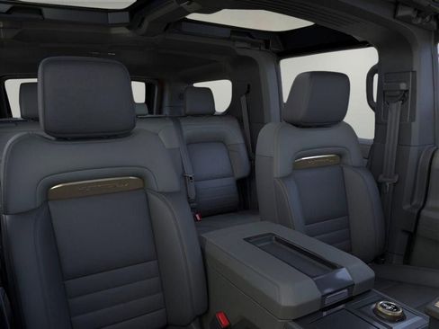 New 2025 GMC Hummer EV 2X w/ Extreme Off-Road Package image 24