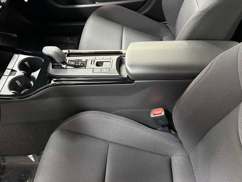 New 2026 Toyota Prius SE image 23