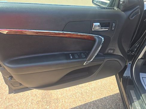 Used 2011 Lincoln MKZ AWD w/ 101A Rapid Spec Order Code image 11