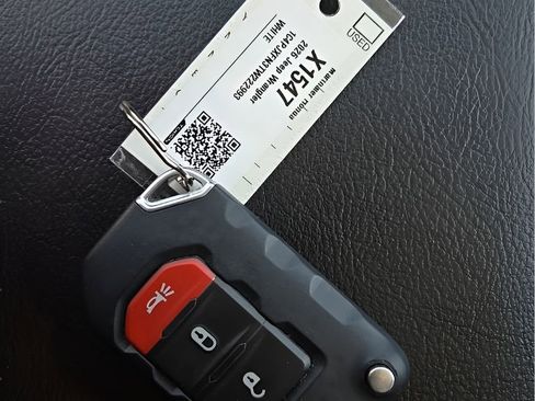 Used 2026 Jeep Wrangler Unlimited Rubicon AWD/4WD image 29