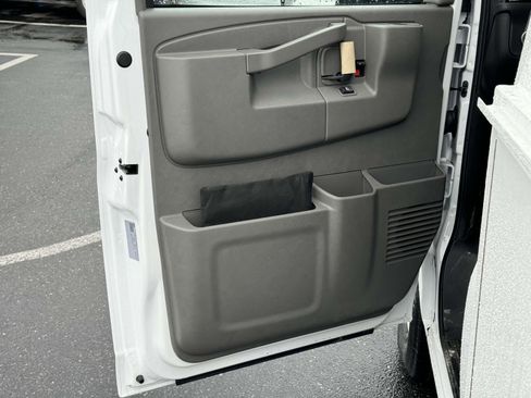 New 2024 Chevrolet Express 3500 w/ Power Convenience Package RWD image 15