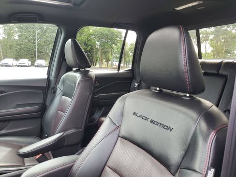 Used 2019 Honda Ridgeline Black Edition image 16