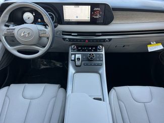 New 2025 Hyundai Palisade Calligraphy video 3
