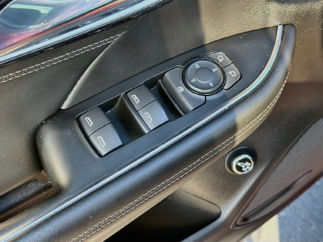Used 2023 Buick Envision Preferred FWD image 17