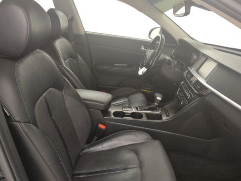 Used 2020 Kia Optima SE FWD image 21