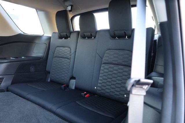 Certified 2025 Nissan Pathfinder SV AWD/4WD image 27