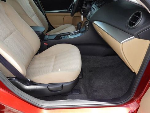 Used 2010 MAZDA MAZDA3 i Touring FWD image 20