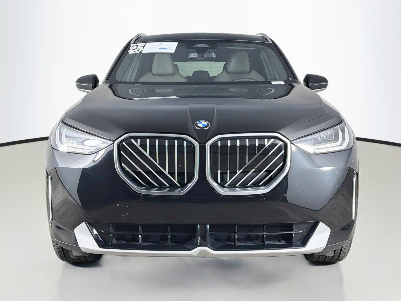 Certified 2025 BMW X3 xDrive30i w/ Convenience Package AWD/4WD image 2