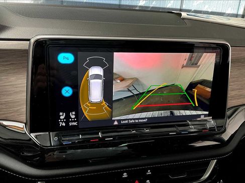 New 2026 Volkswagen Atlas SEL image 20