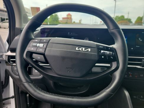 Used 2026 Kia Sportage EX w/ EX Panorama Roof Package image 23