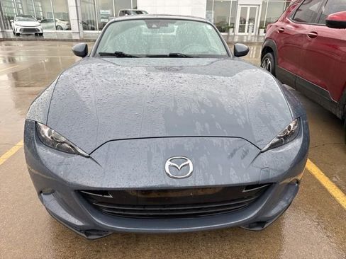 Used 2020 MAZDA MX-5 Miata RF Grand Touring RWD image 12
