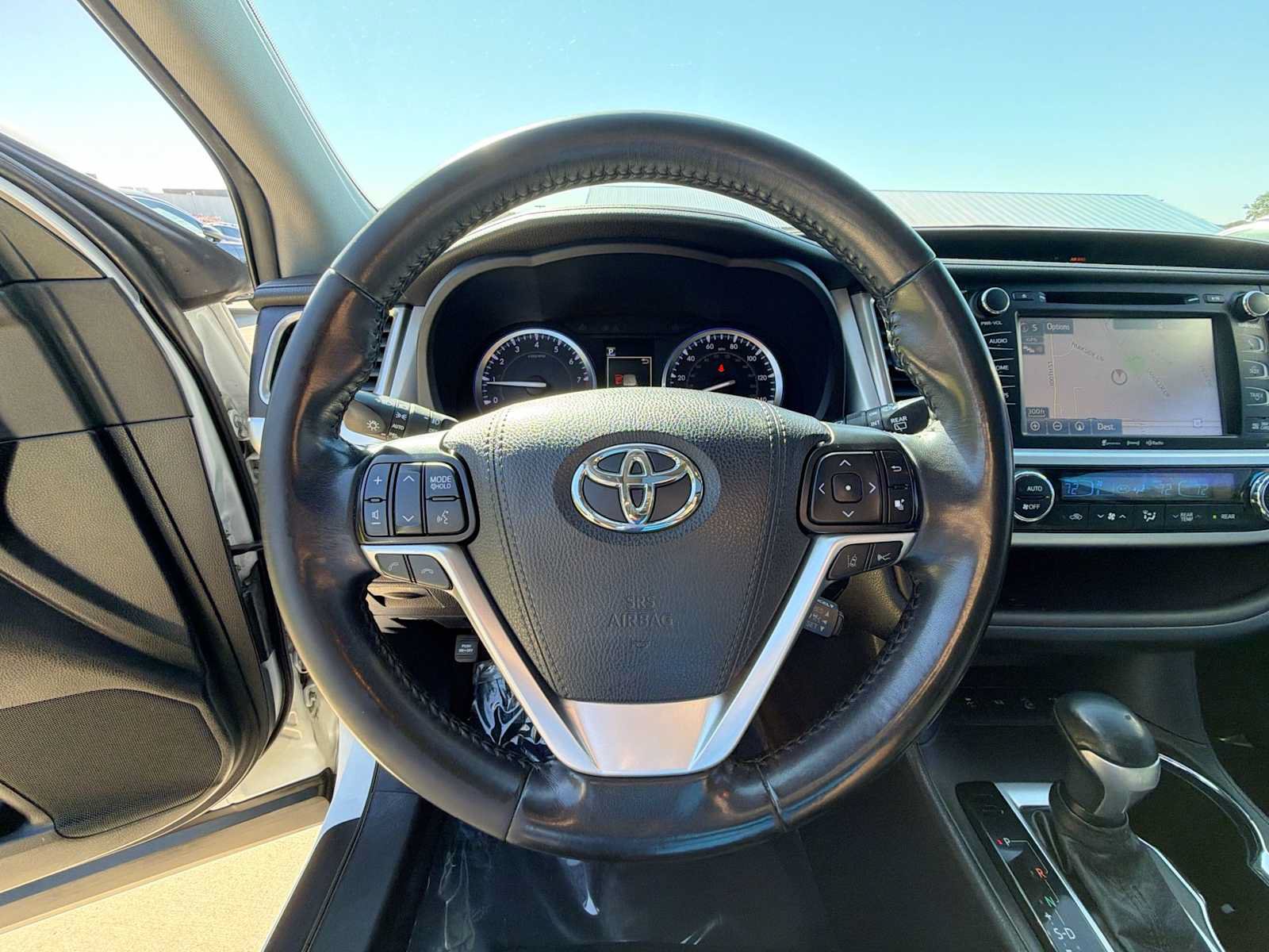 Used 2019 Toyota Highlander XLE AWD/4WD image 20