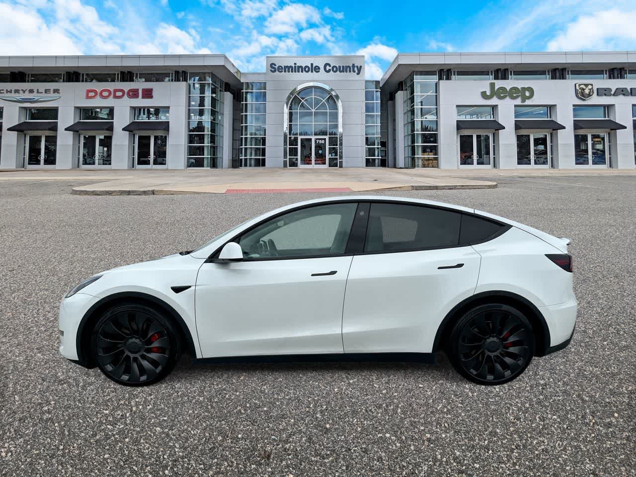 Used 2022 Tesla Model Y Performance AWD/4WD image 5