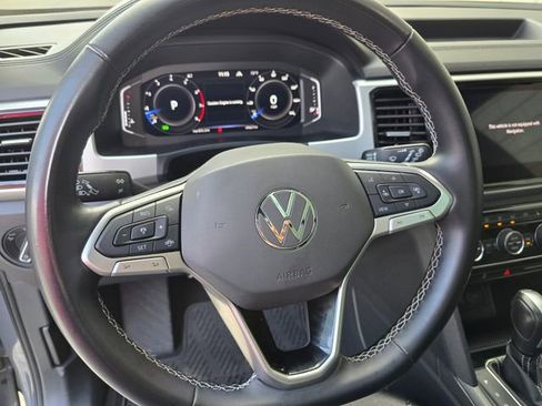 Used 2022 Volkswagen Atlas Cross Sport SE w/ Panoramic Sunroof Package AWD/4WD image 25