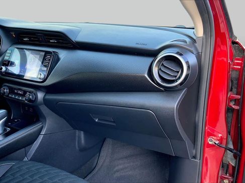 Used 2021 Nissan Kicks SV FWD image 19