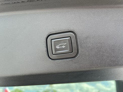 Used 2024 Cadillac Lyriq Sport w/ LPO, Floor Liner Package AWD/4WD image 18