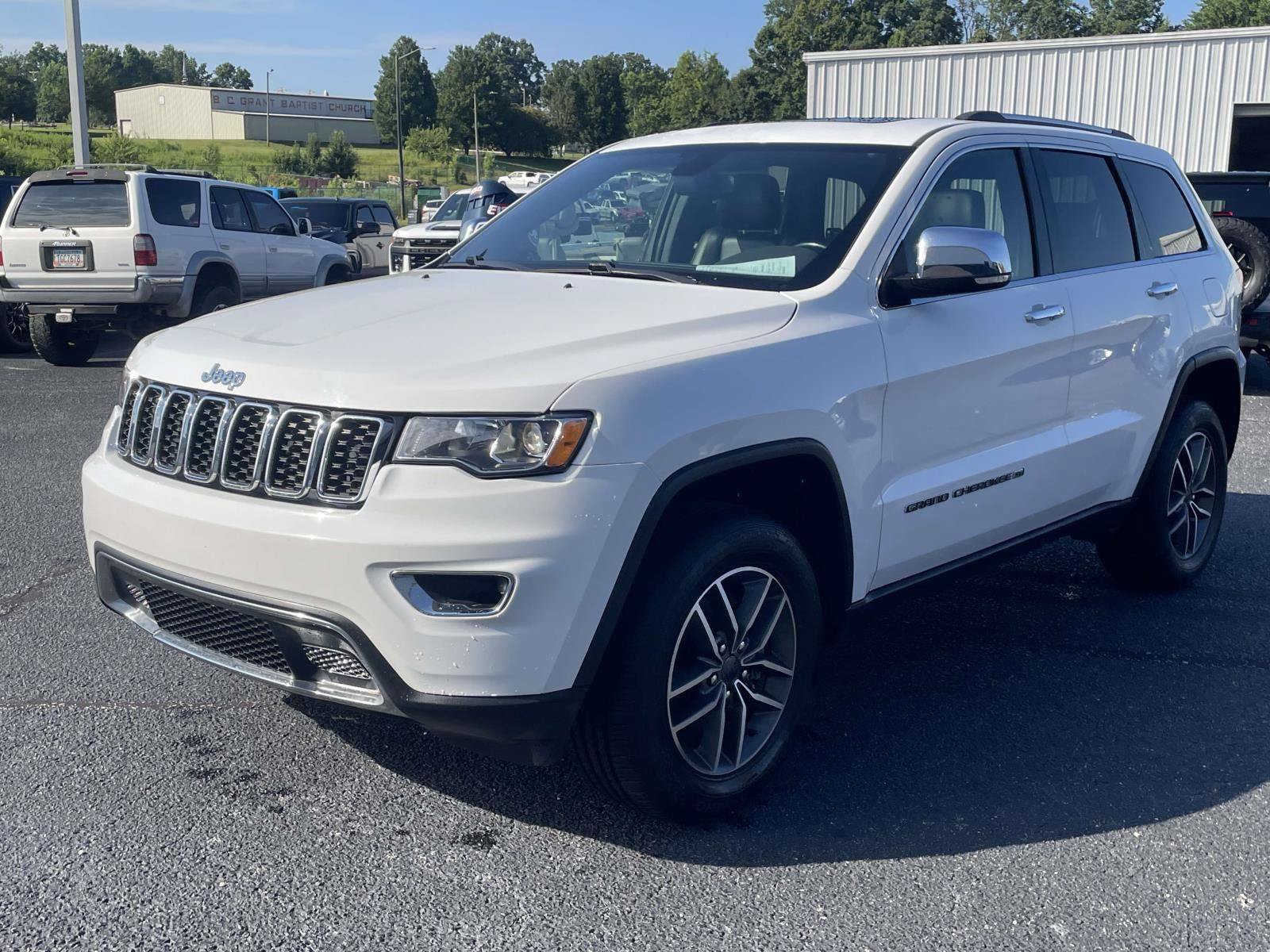 Certified 2022 Jeep Grand Cherokee Limited AWD/4WD image 9