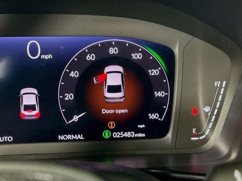 Used 2025 Honda Accord Sport image 12