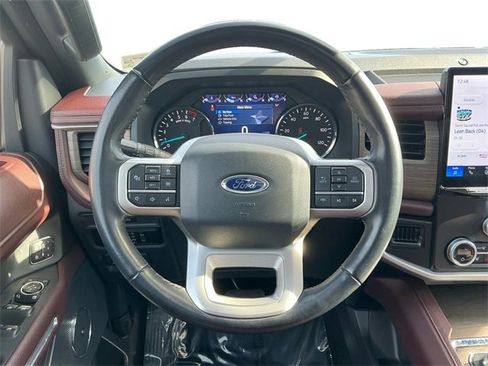 Certified 2024 Ford Expedition Limited image 13
