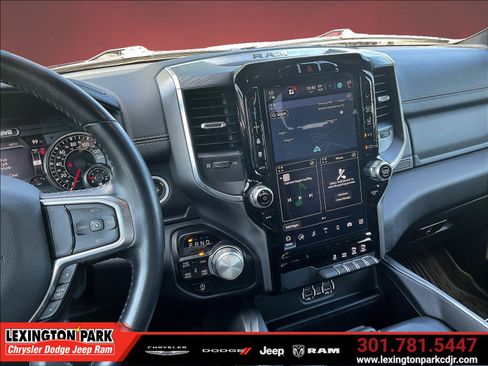 Used 2023 RAM 1500 Laramie AWD/4WD image 10