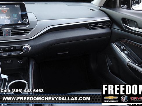 Used 2023 Nissan Altima 2.5 SR FWD image 31
