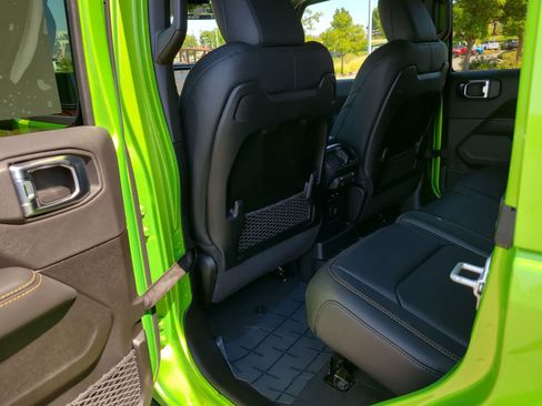 New 2025 Jeep Wrangler Unlimited Rubicon 392 image 20