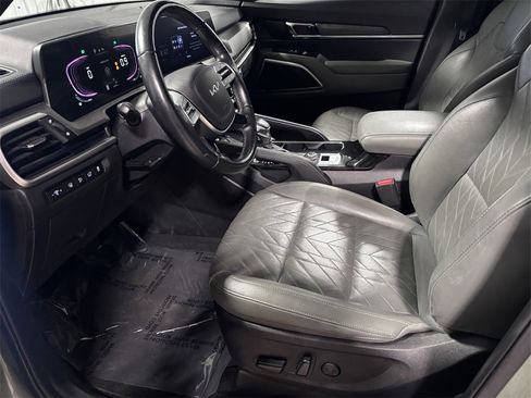 Used 2023 Kia Telluride EX X-Line image 10