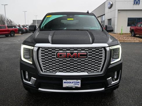 Used 2023 GMC Yukon XL Denali image 10