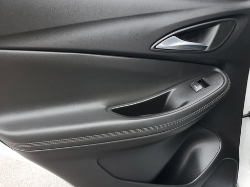 Used 2023 Buick Encore GX Preferred image 12