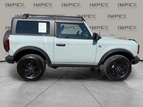 Used 2022 Ford Bronco Black Diamond AWD/4WD image 4